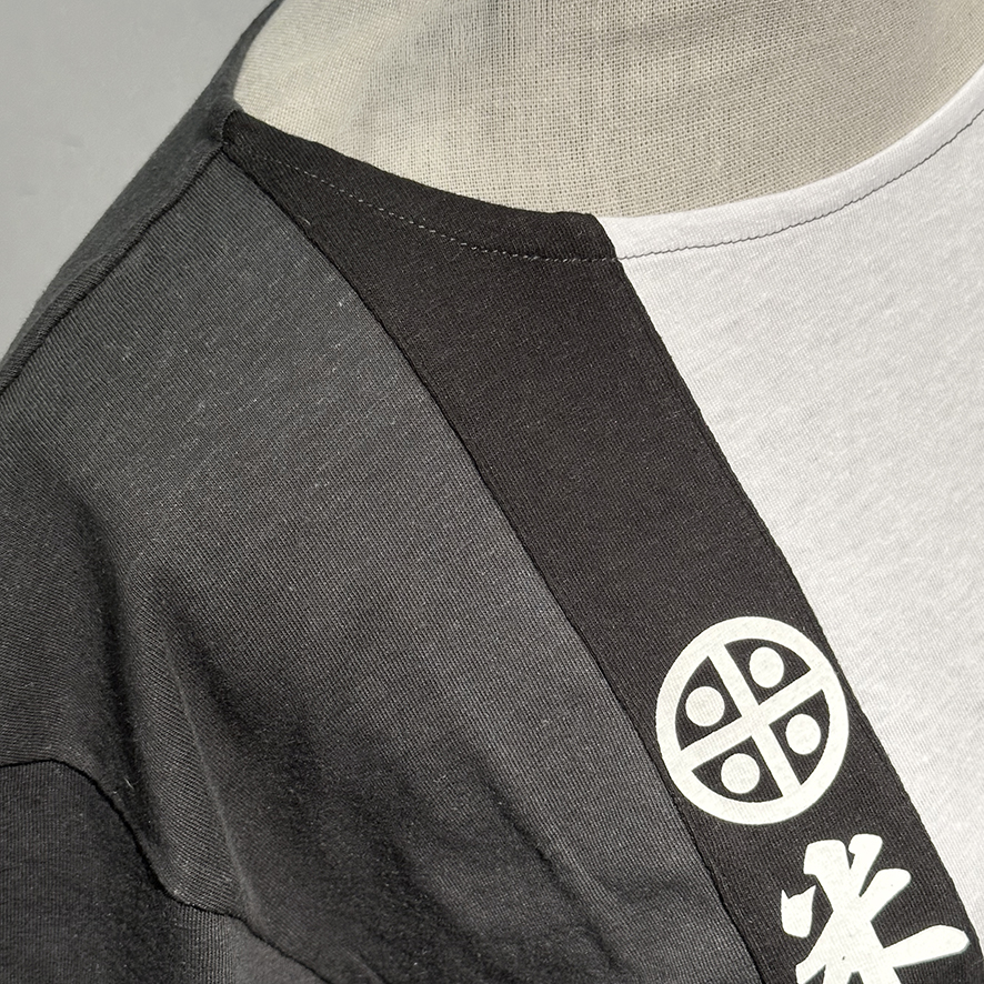 MOONOON / Tシャツ（Lサイズ）